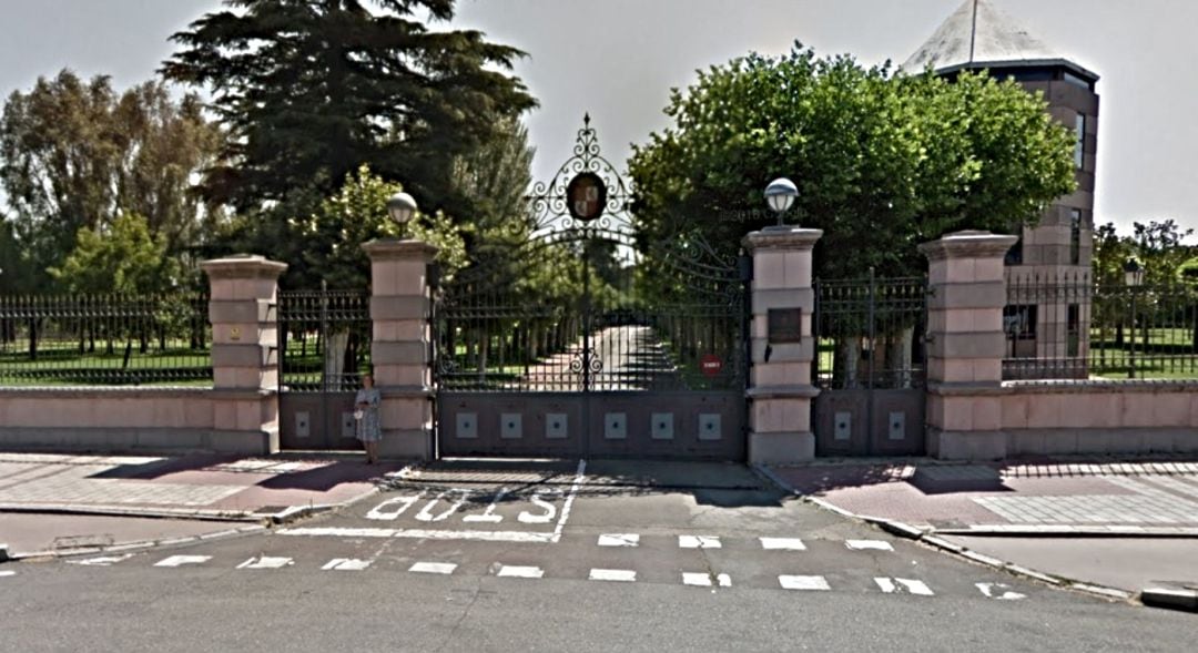 Acceso a la sede de la Presidencia de la Junta de Castilla y León