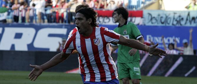 Falcao celebra su gol