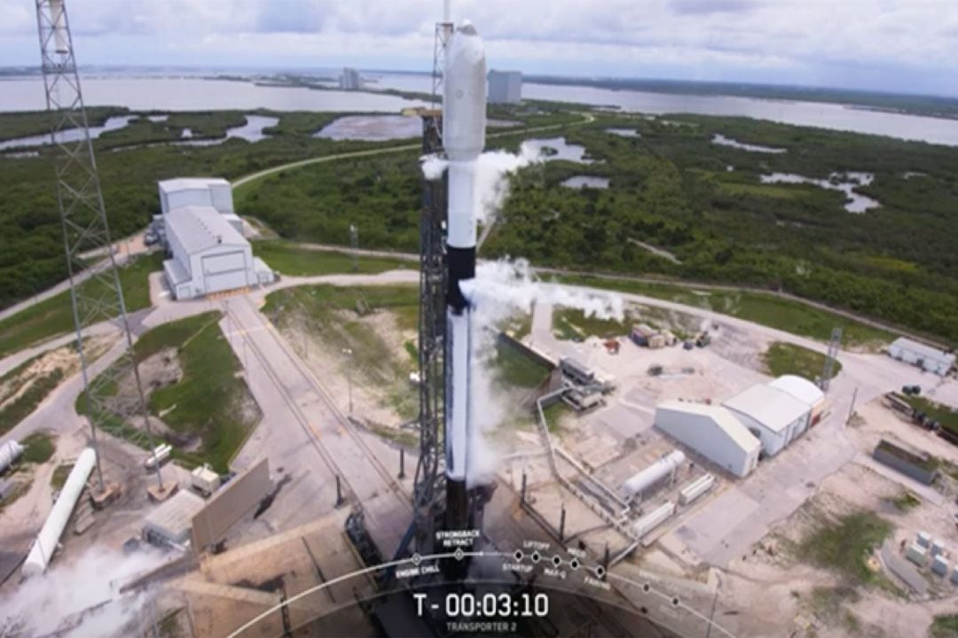 Captura de pantalla del lanzamiento del cohete ‘Falcon 9’, ya en órbita.