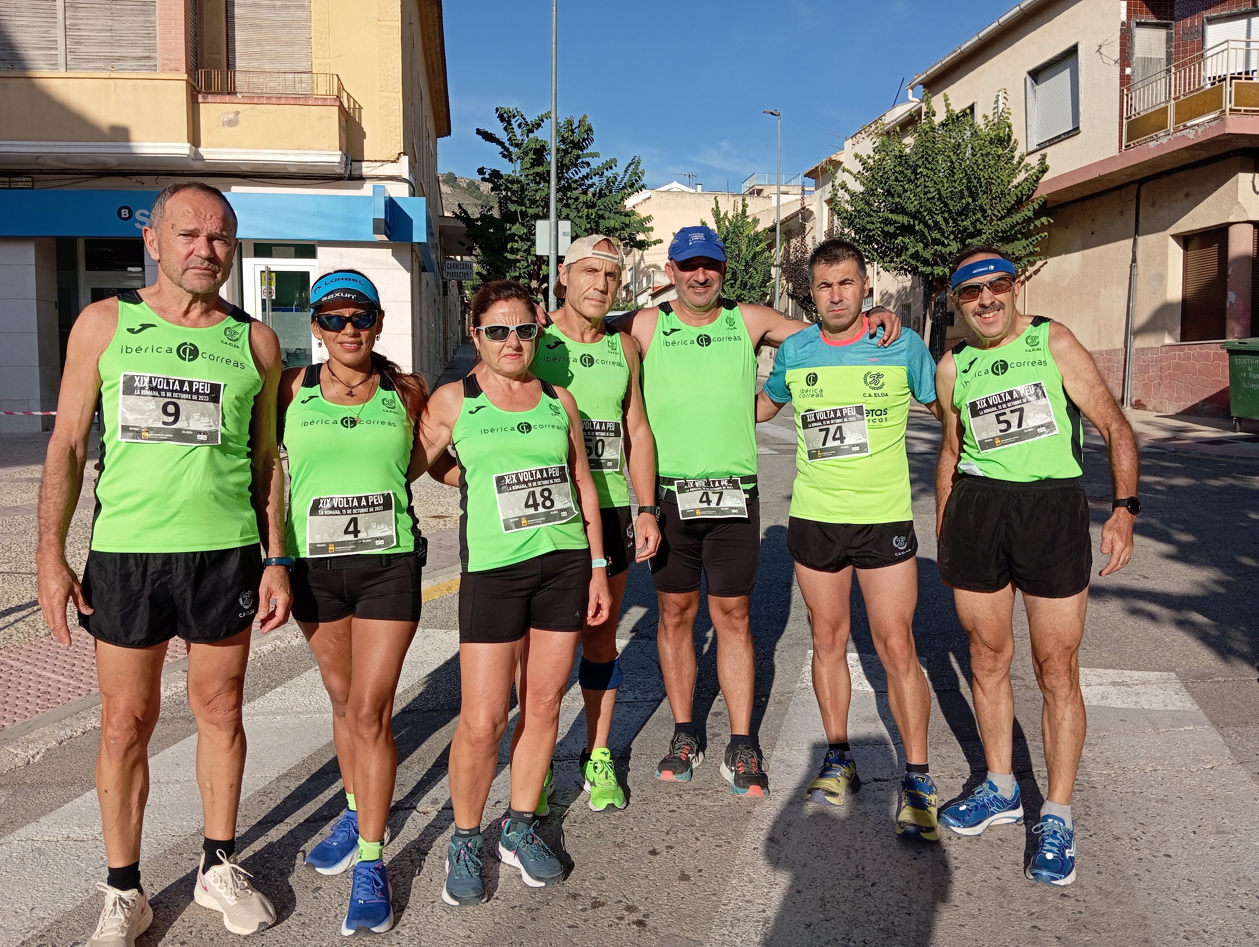 Atletas del C. A. Elda en La Romana