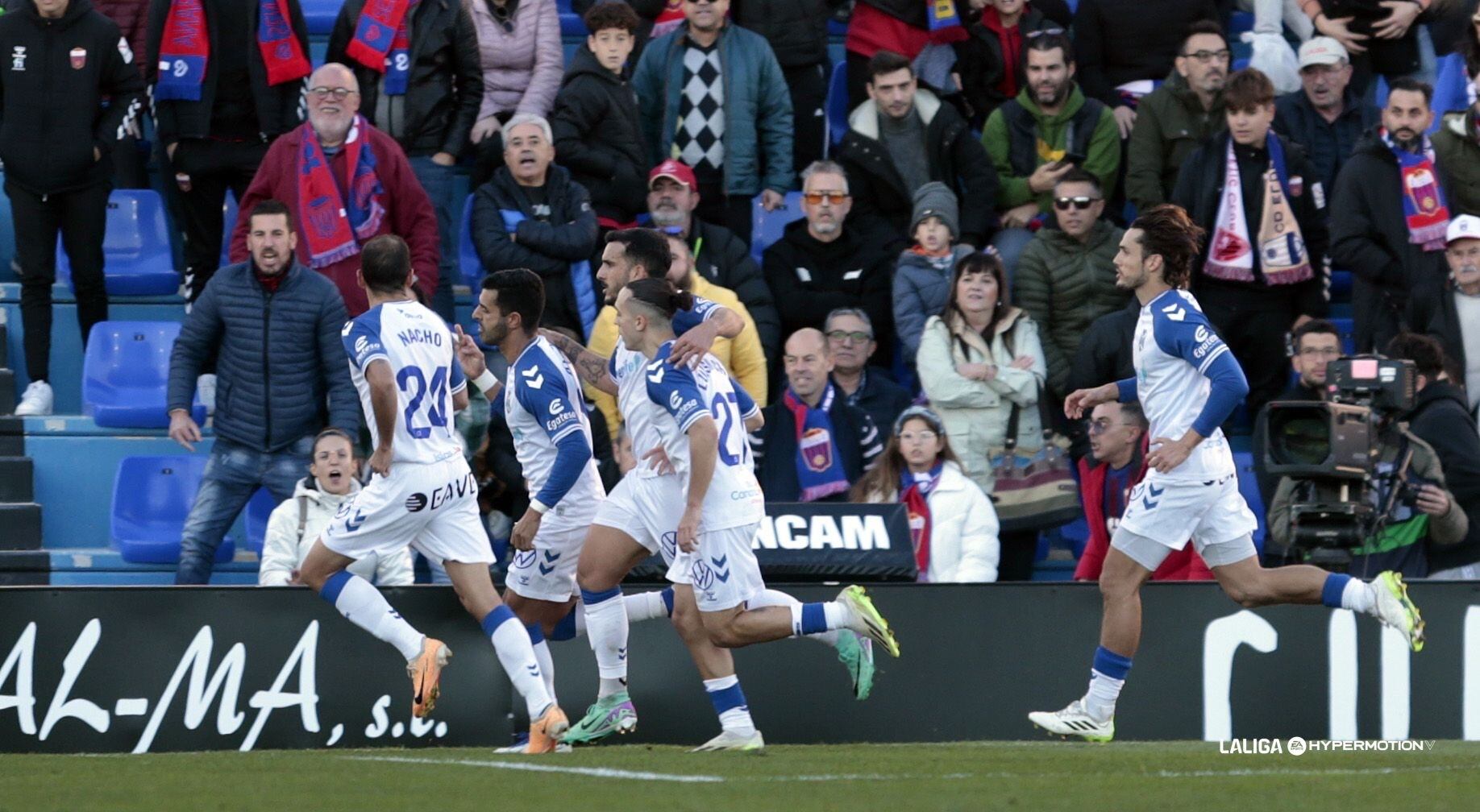 Ángel Rodríguez marcó de penalti en el minuto 46 y abrió el camino del triunfo.