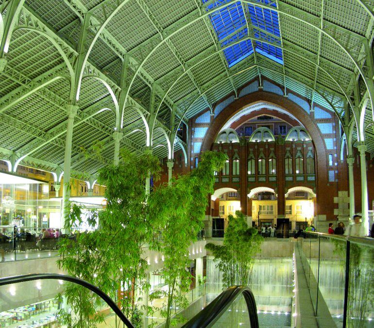Vista interior del Mercado de Colón