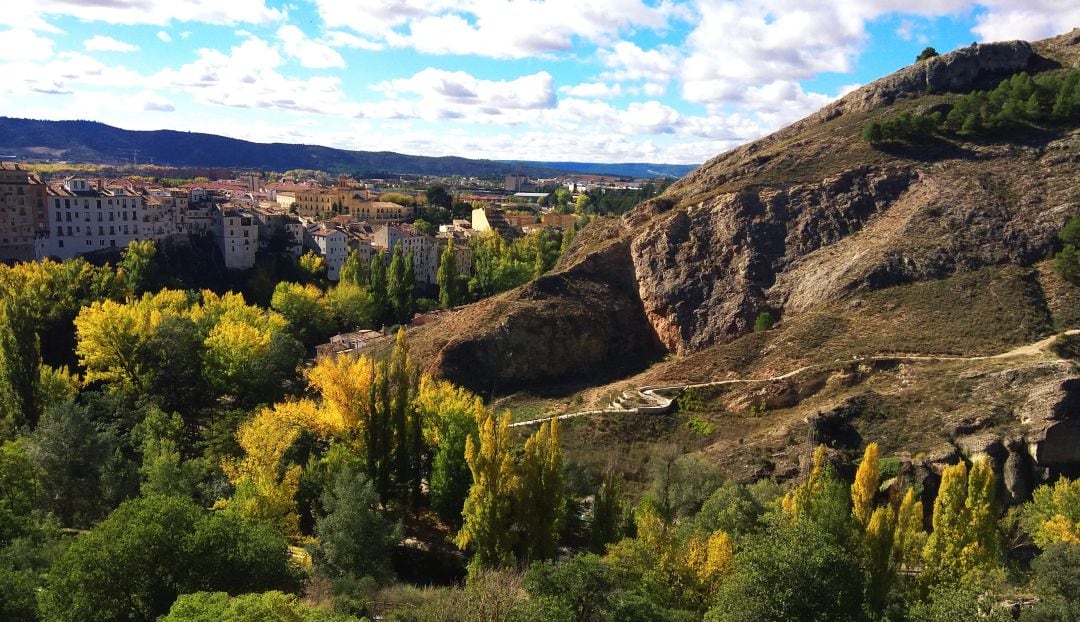 El paisaje de Cuenca ha inspirado los poemas de Samir Delgado.