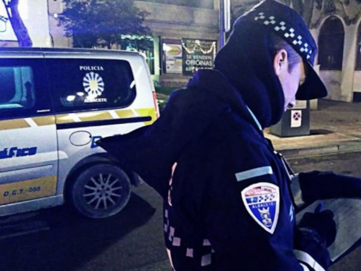 Tres conductores detenidos por cuadruplicar la tasa de alcohol