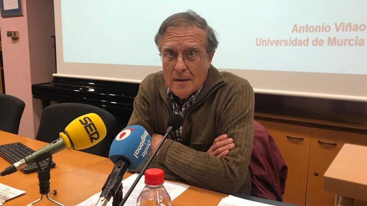 Antonio Viñao critica la orden de la Consejería de Educación sobre el 'pin parental'