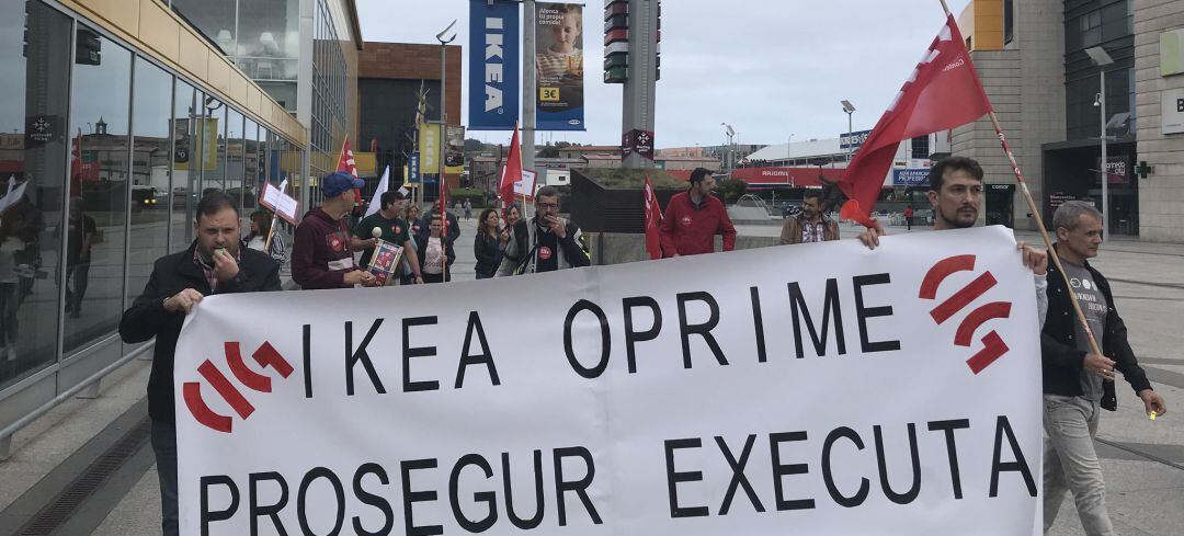 Movilización de los trabajadores de IKEA en A Coruña