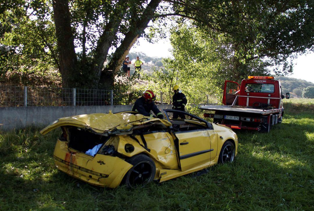 Tres jóvenes han muerto y otros tres han resultado heridos de gravedad