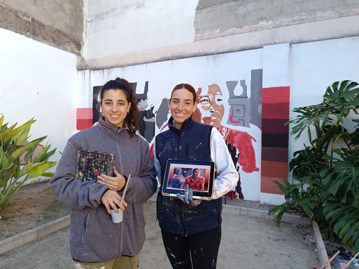 Beniarjó crea un mural conmemorativo con motivo del Día Internacional de la Violència de Génere.