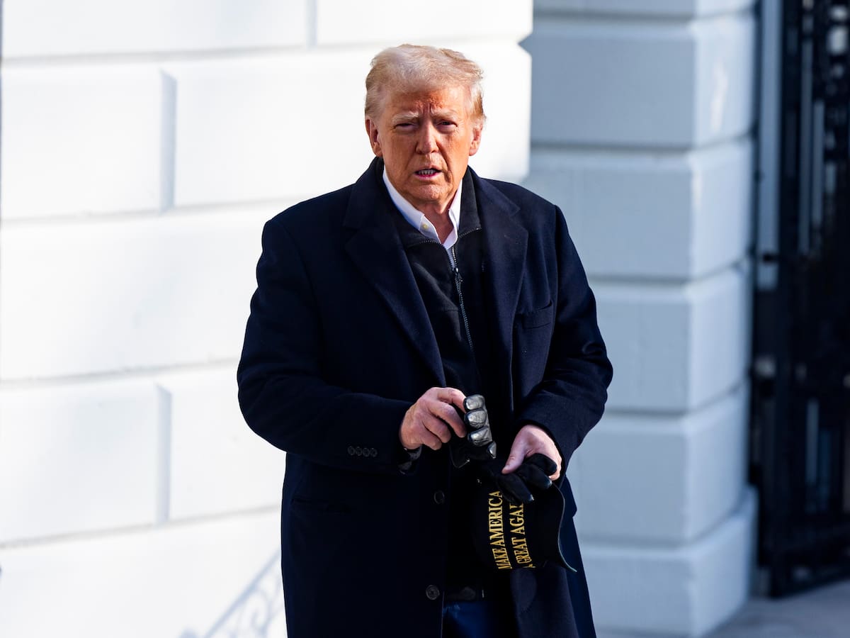 Trump corta la financiación federal para abortos, congela los fondos de ayuda exterior y pretende comprar TikTok