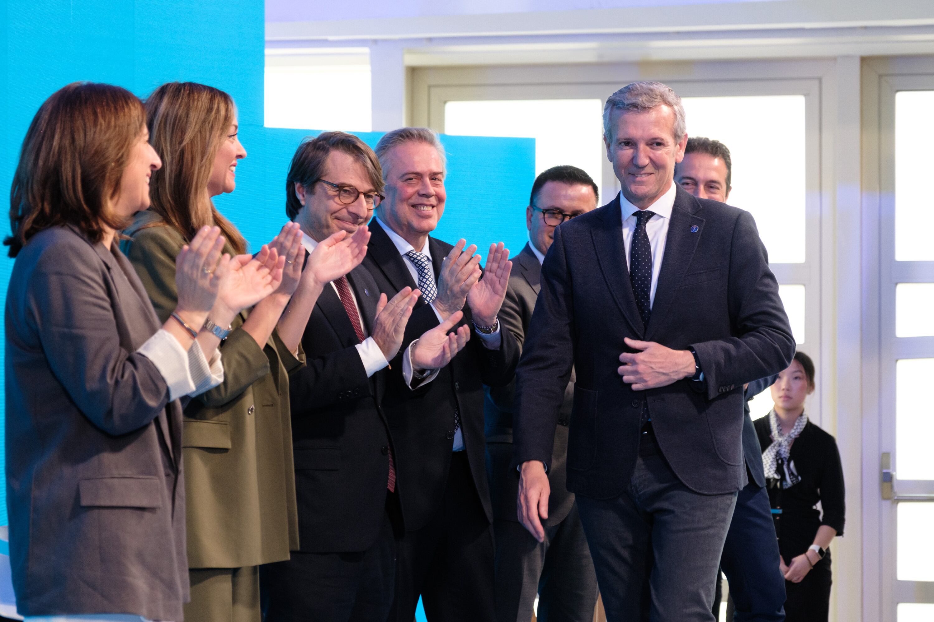 O presidente da Xunta de Galicia, Alfonso Rueda, acompañado do seu Executivo, participa no Acto de Goberno ‘Estilo Galicia’. Salón de Convencións do Edificio CINC na Cidade da Cultura (Santiago de Compostela), 15/04/25.