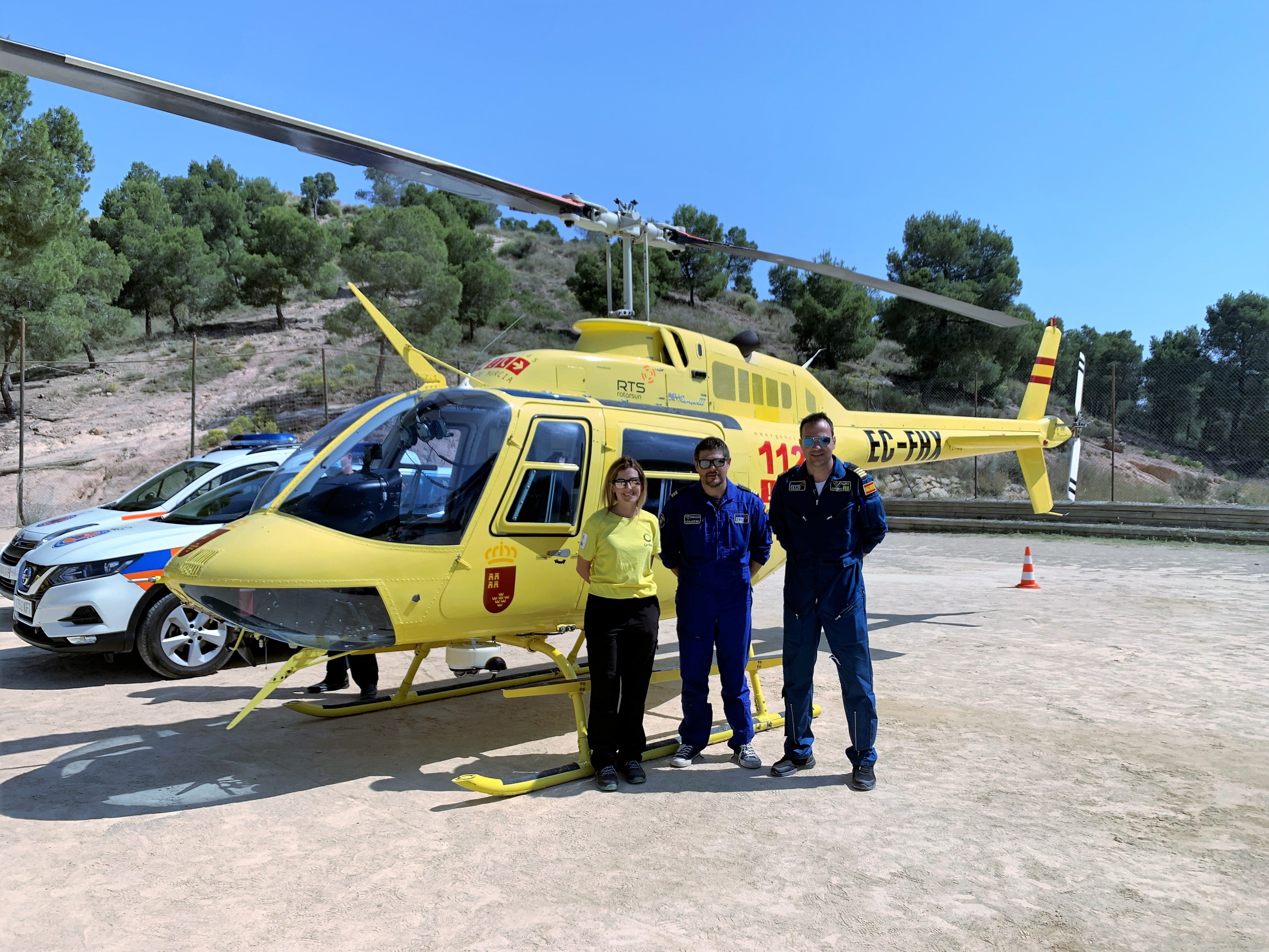 ACOVI, el helicóptero de vigilancia aérea de incendios forestales, con base en la Sierra de la Pila