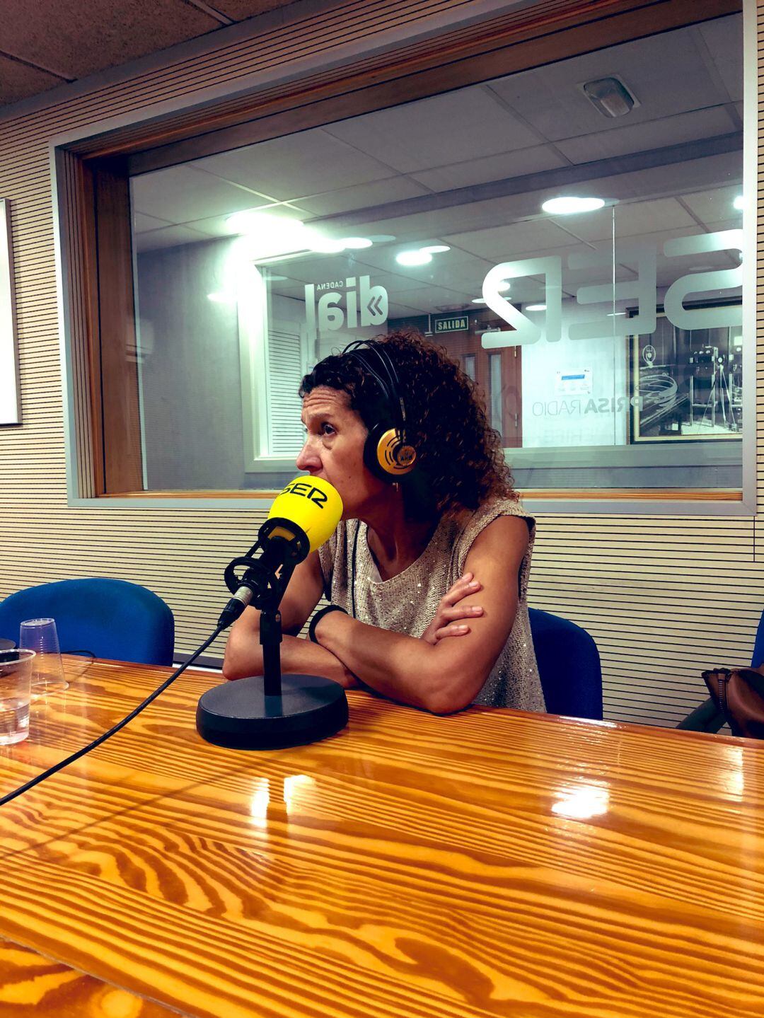 Milagros Luis Brito, en Radio Club Tenerife.