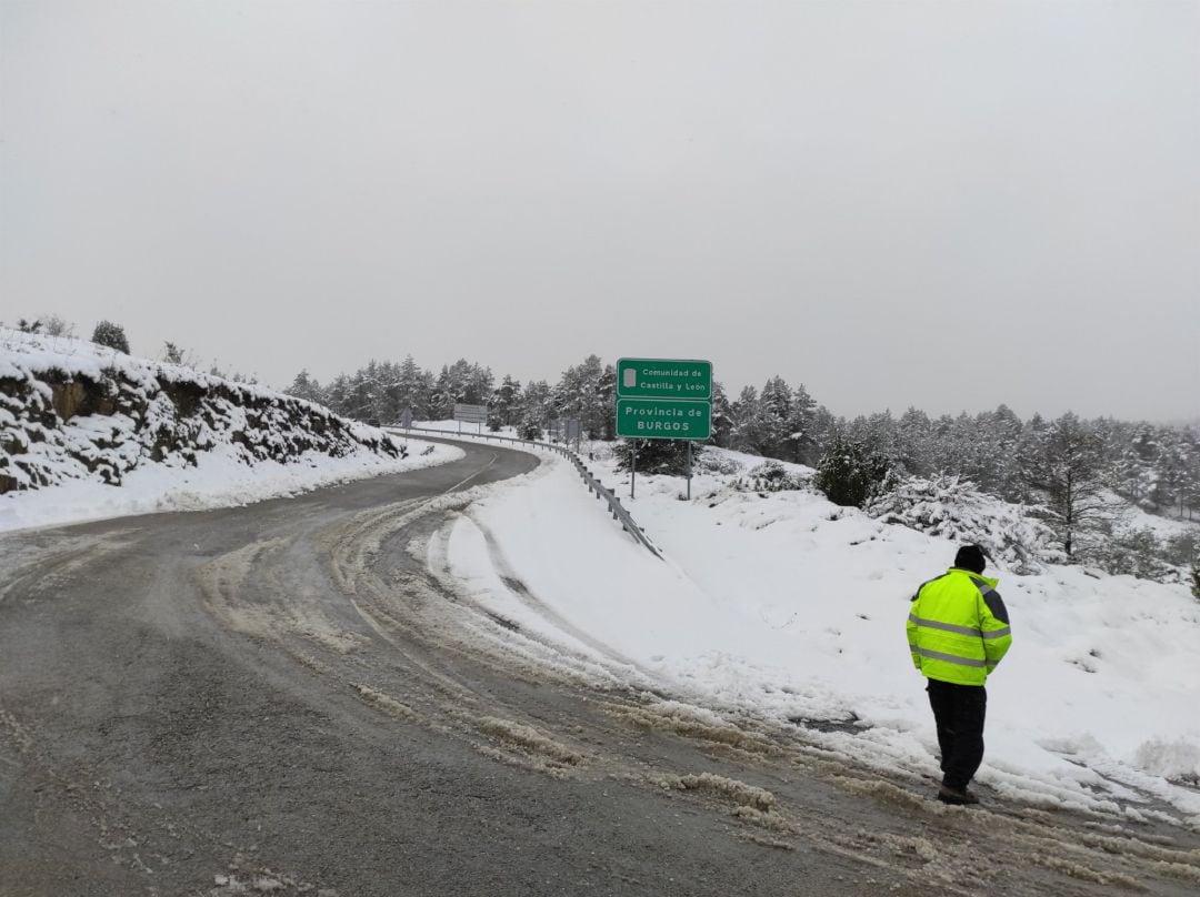 Puerto de Orduña (Álava) con nieve