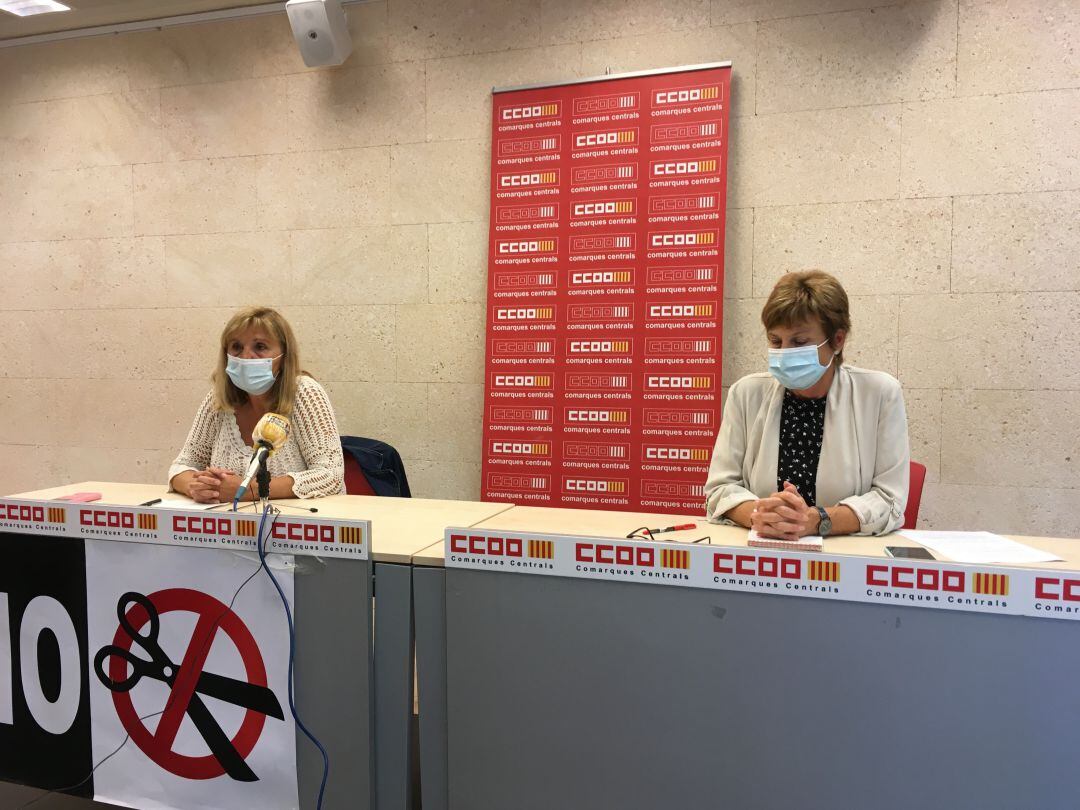 Rueda de prensa en la que CCOO denuncia el despido de una trabajadora de Domus Vi en Cocentaina