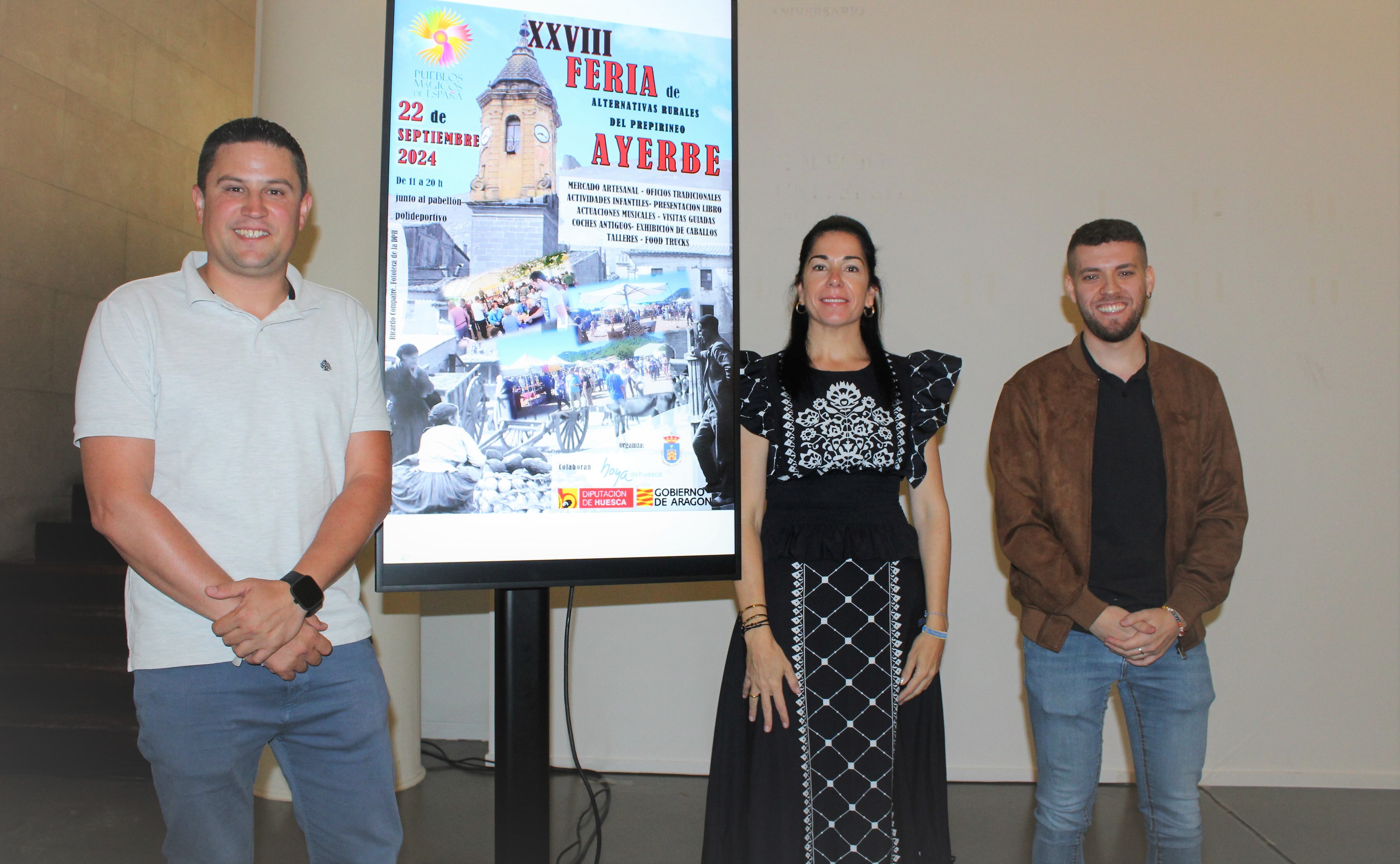 Antonio Biescas, Lola Ibort y Francisco Gómez en la presentación