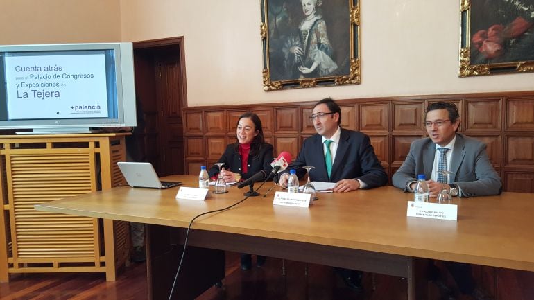 María Álvarez, Alfonso Polanco y Facundo Pelayo.