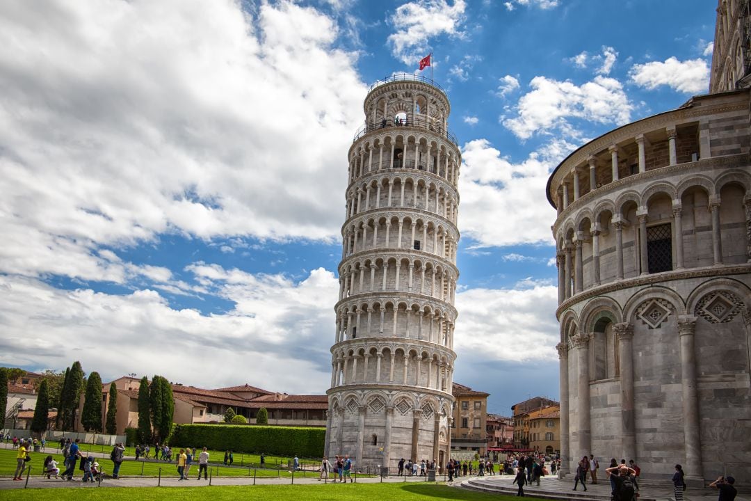 La torcida Torre de Pisa se esta enderezando 4 centímetros cada año 