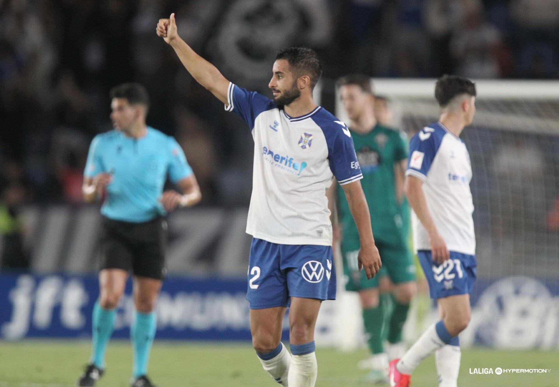 Mellot celebra el triunfo ante el Ferrol.
