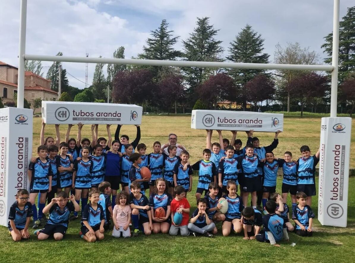 El club y sus patrocinadores -Tubos Aranda- estrenarán nuevas porterías