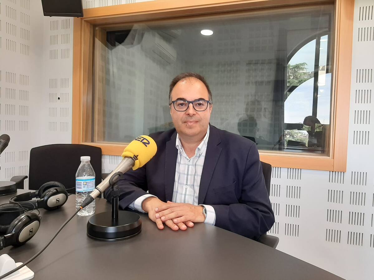 Santiago Llorente: “Queremos que un vecino del sur estudie una ingeniería y pueda quedarse a trabajar en Leganés”