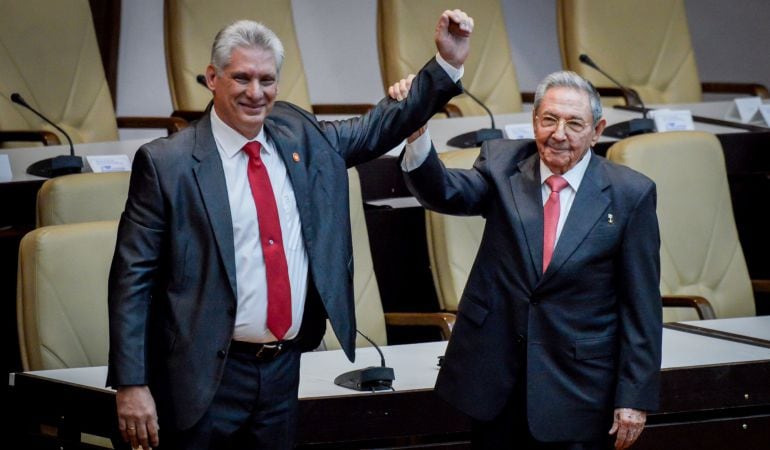 Miguel Díaz-Canel y Raúl Castro.