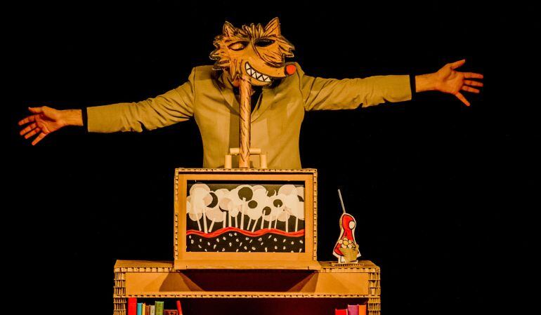 El espectáculo familiar ‘Little Red Riding Hood’ se podrá ver en el Centro Cultural de Paracuellos el domingo 17 de abril por 3 euros de entrada