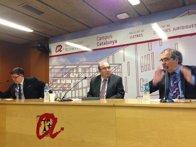 Josep Anton Ferré a l&#039;esquerra, Josep Ramon Correal, director del Diari de Tarragona, i Agustí Serra a la dreta