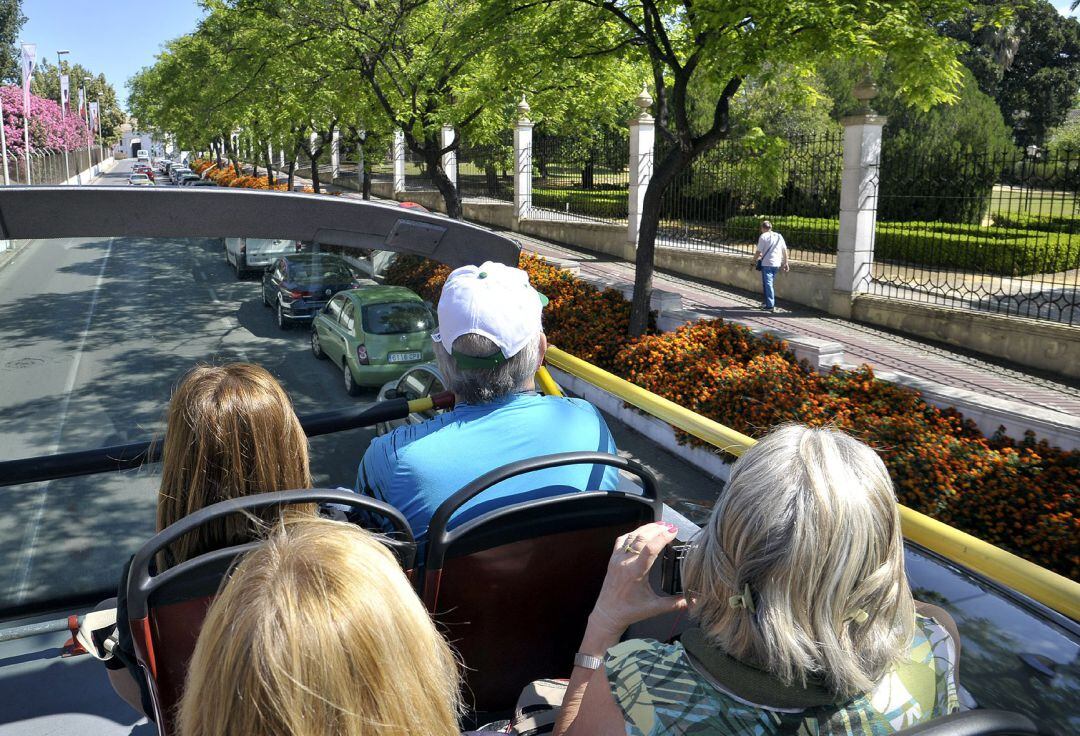 Turistas visitando la ciudad