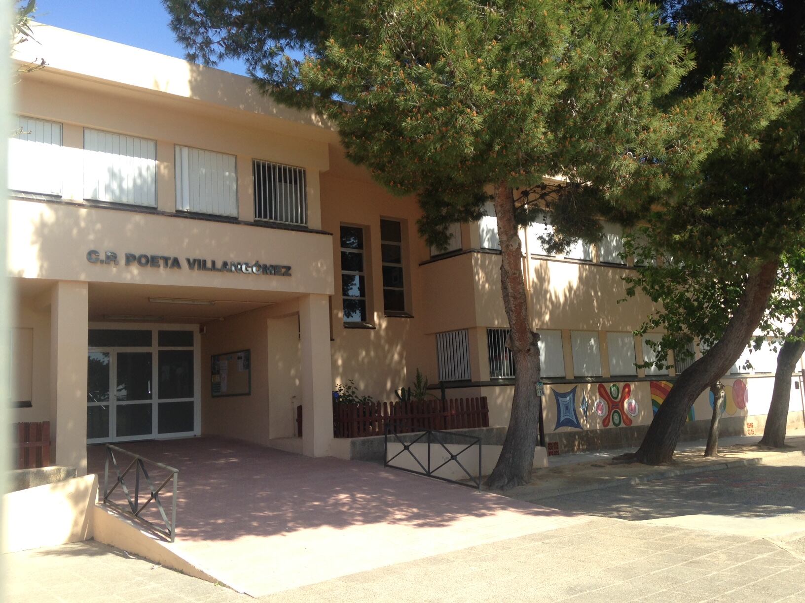 Imagen del Colegio Poeta Villangómez