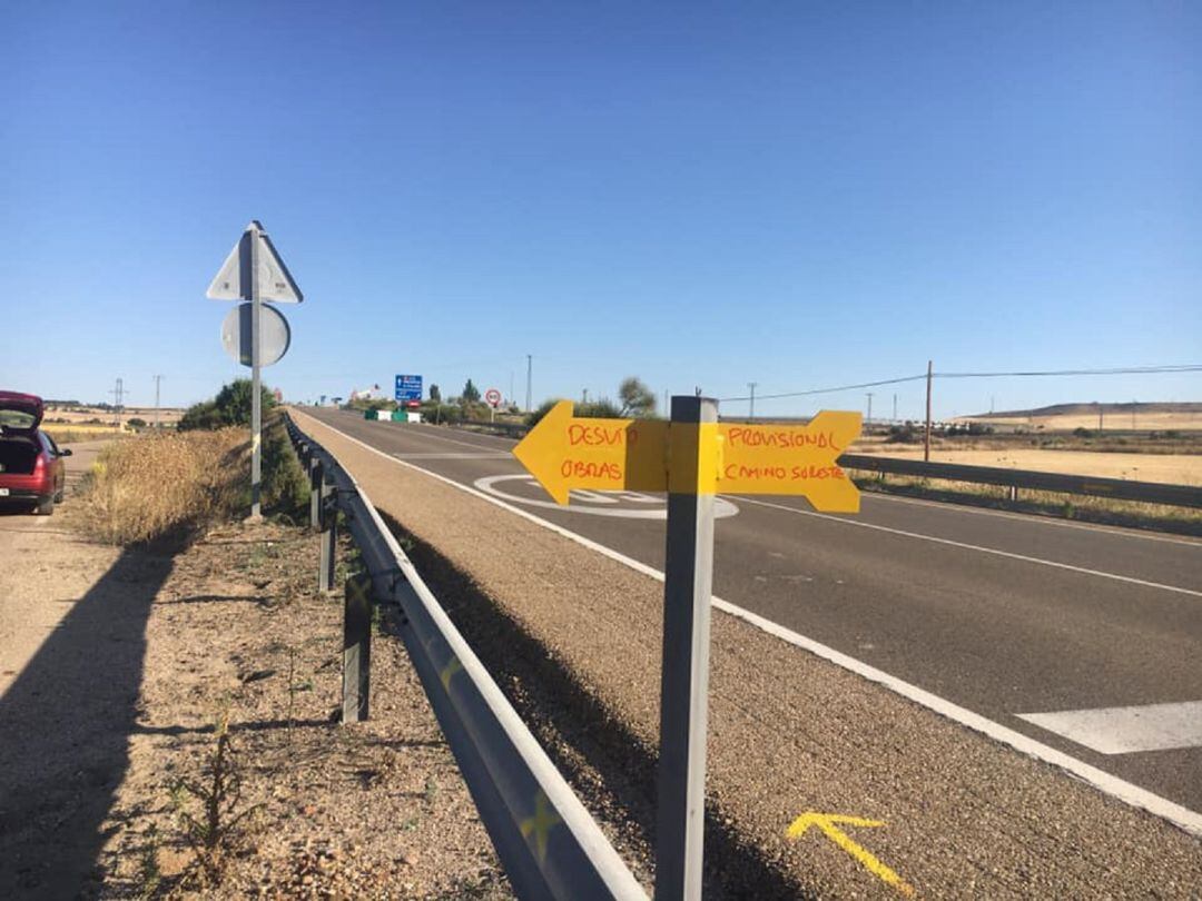 Señalización del itinerario alternativo del Camino de Santiago a su paso por Medina