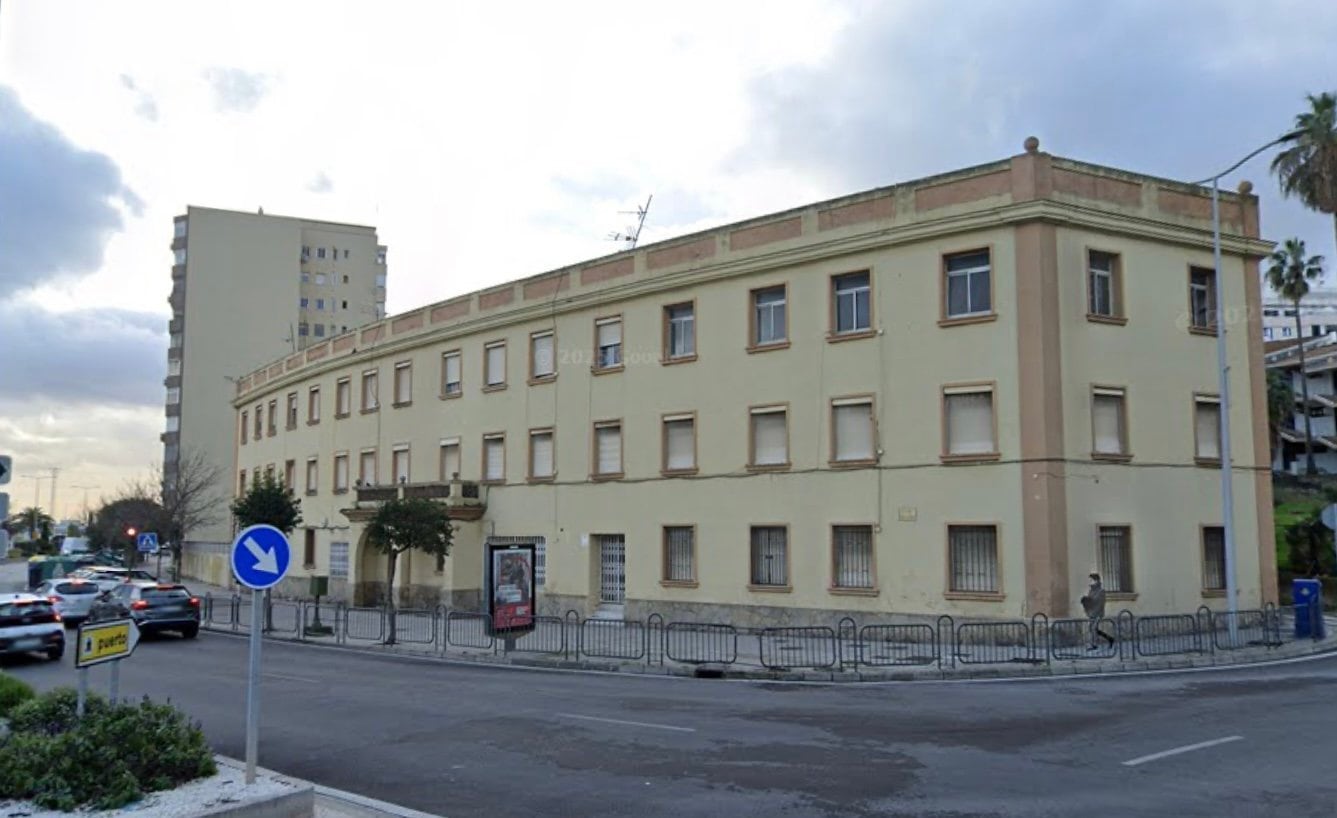 Pisos de los militares en Algeciras