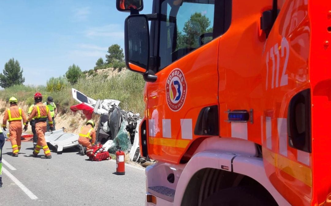 Imatge de l&#039;accident a la carretera entre La Font de la Figuera i Fontanars