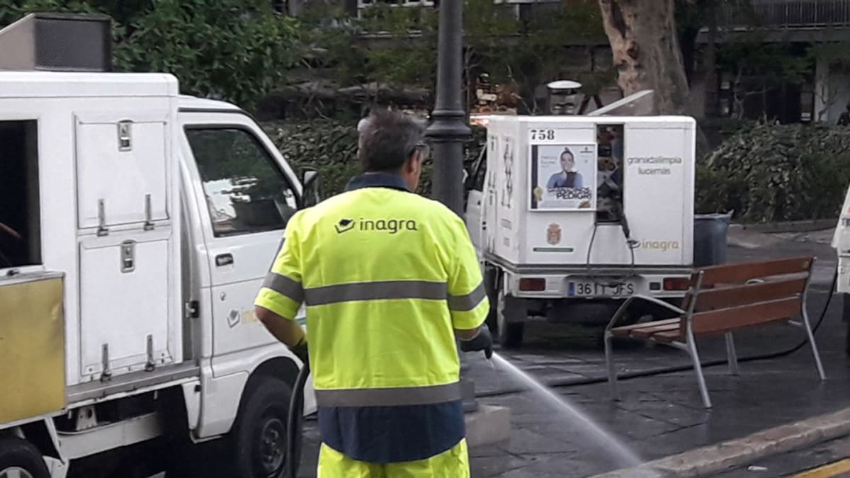 La gestión de la limpieza y la basura en Granada seguirá siendo privada: el contrato supera los 400 millones