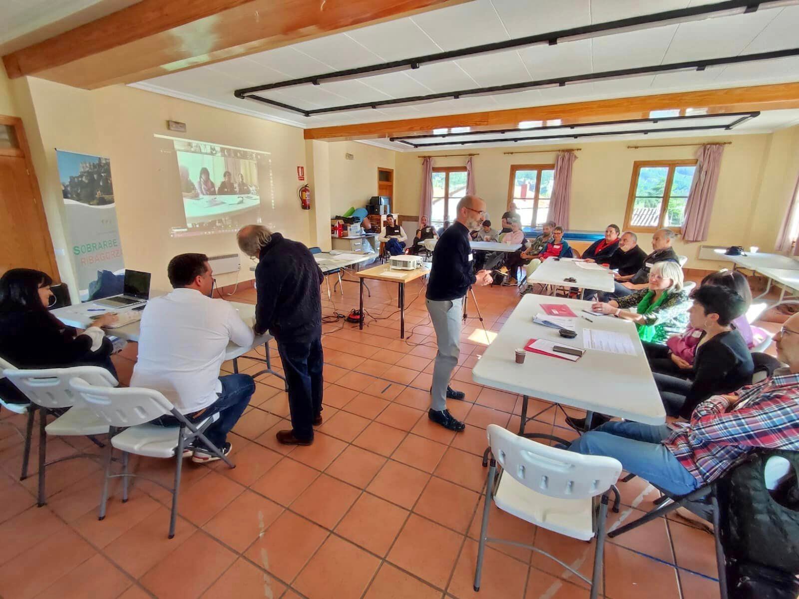 Taller dual del Cedesor en Campo