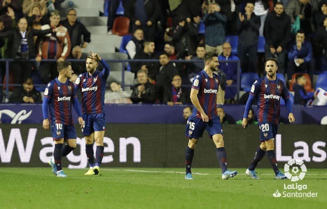 El Levante celebra el triunfo ante el Celta