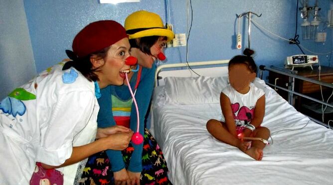 Las intervenciones teraupéuticas de acompañamiento se realizan en las habitaciones del materno infantil