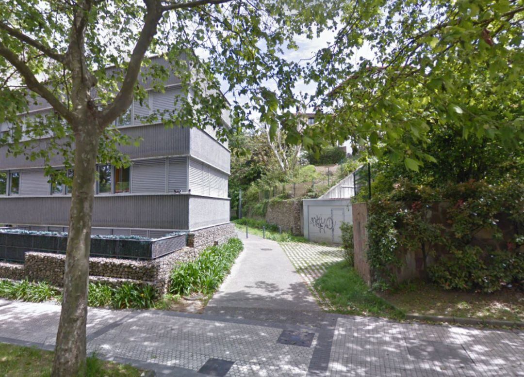 Acceso a la Plaza Ignacio Ugarte 