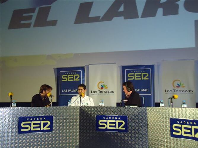 El mejor nadador español paralímpico de la historia ha sido uno de los protagonistas de 'El Larguero' desde Gran Canaria