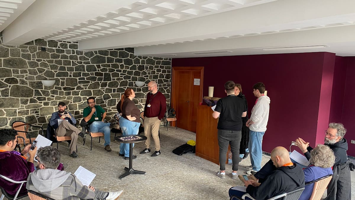 Viveiro atrae a fans de juegos de mesa de todo el país