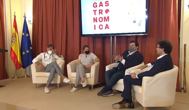 Paco Roncero, Maca de Castro, Marcos Morán y Pepe Rodríguez, en la presentación de la Guía de Diplomacia Gastronómica.