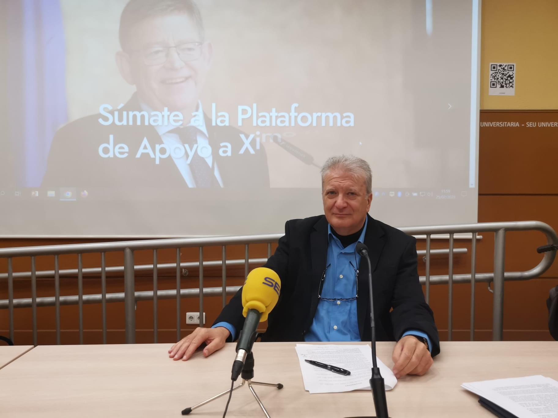 Gerardo Muñoz, portavoz de la plataforma cívica en apoyo al president Ximo Puig, este sábado en la sede universitaria Ciudad de Alicante