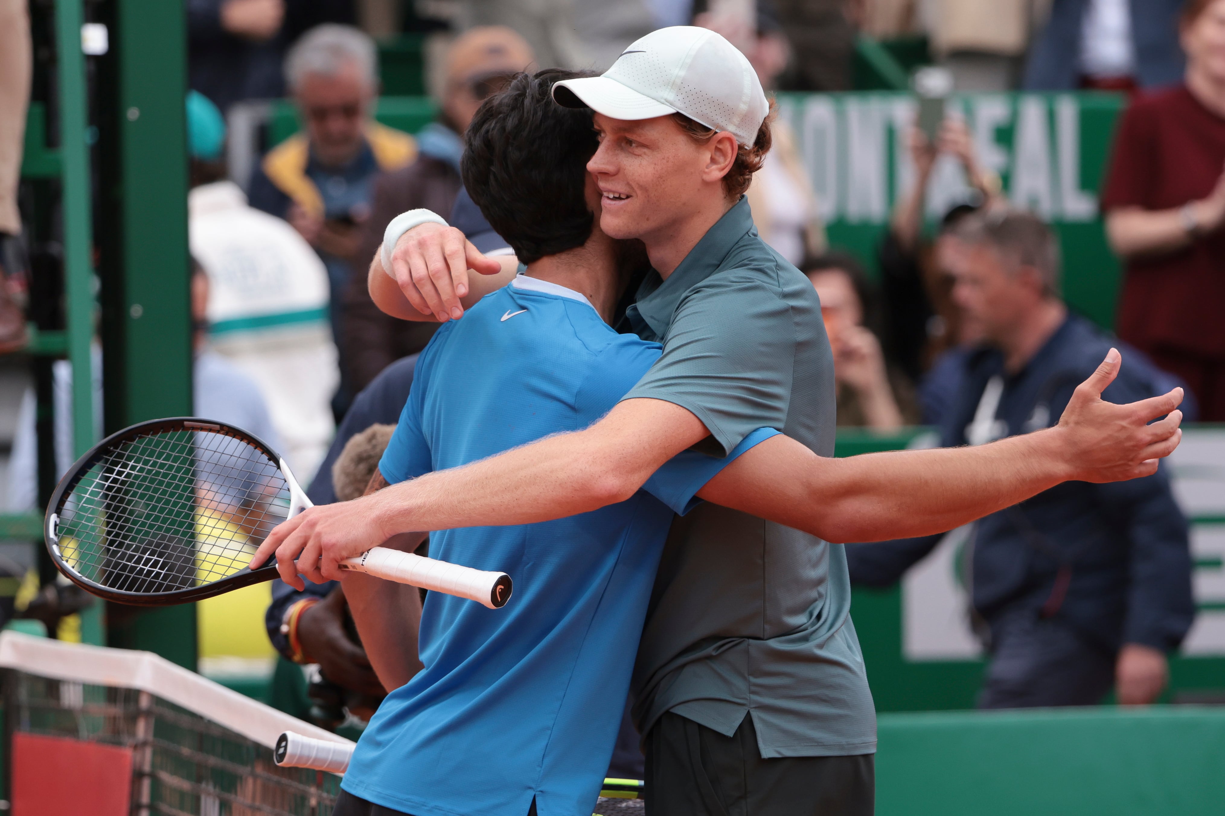 Jannik Sinner y Carlos Alcaraz, durante la final del Masters 1.000 de Montecarlo