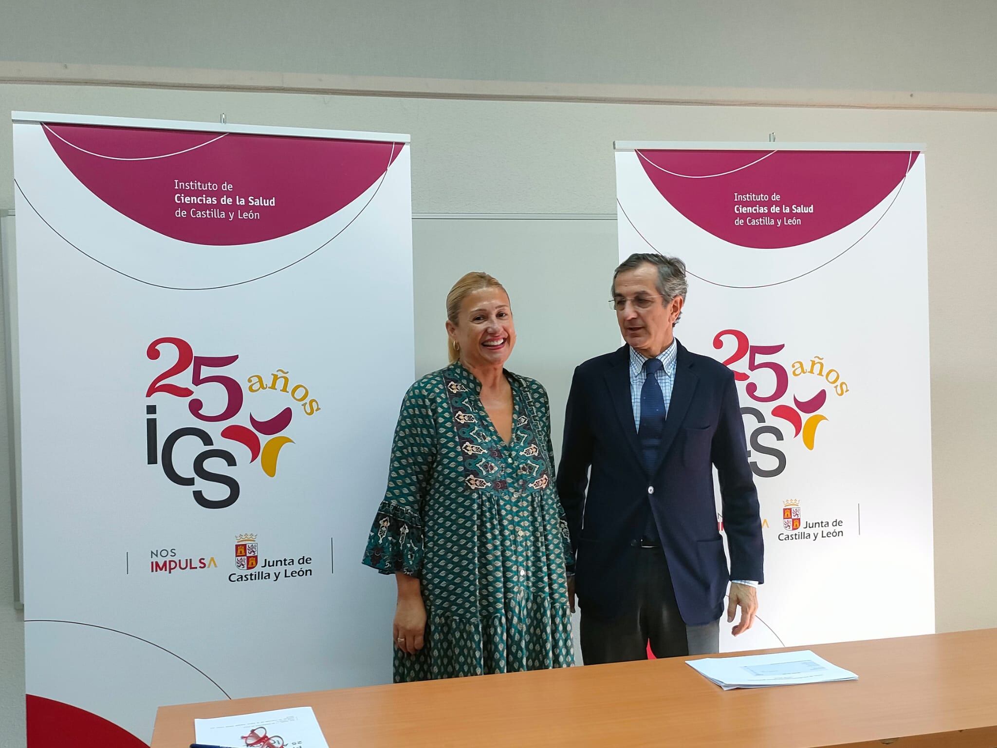 Yolanda De Gregorio y Alberto Caballero, en la presentación de las jornadas del 25 aniversario.