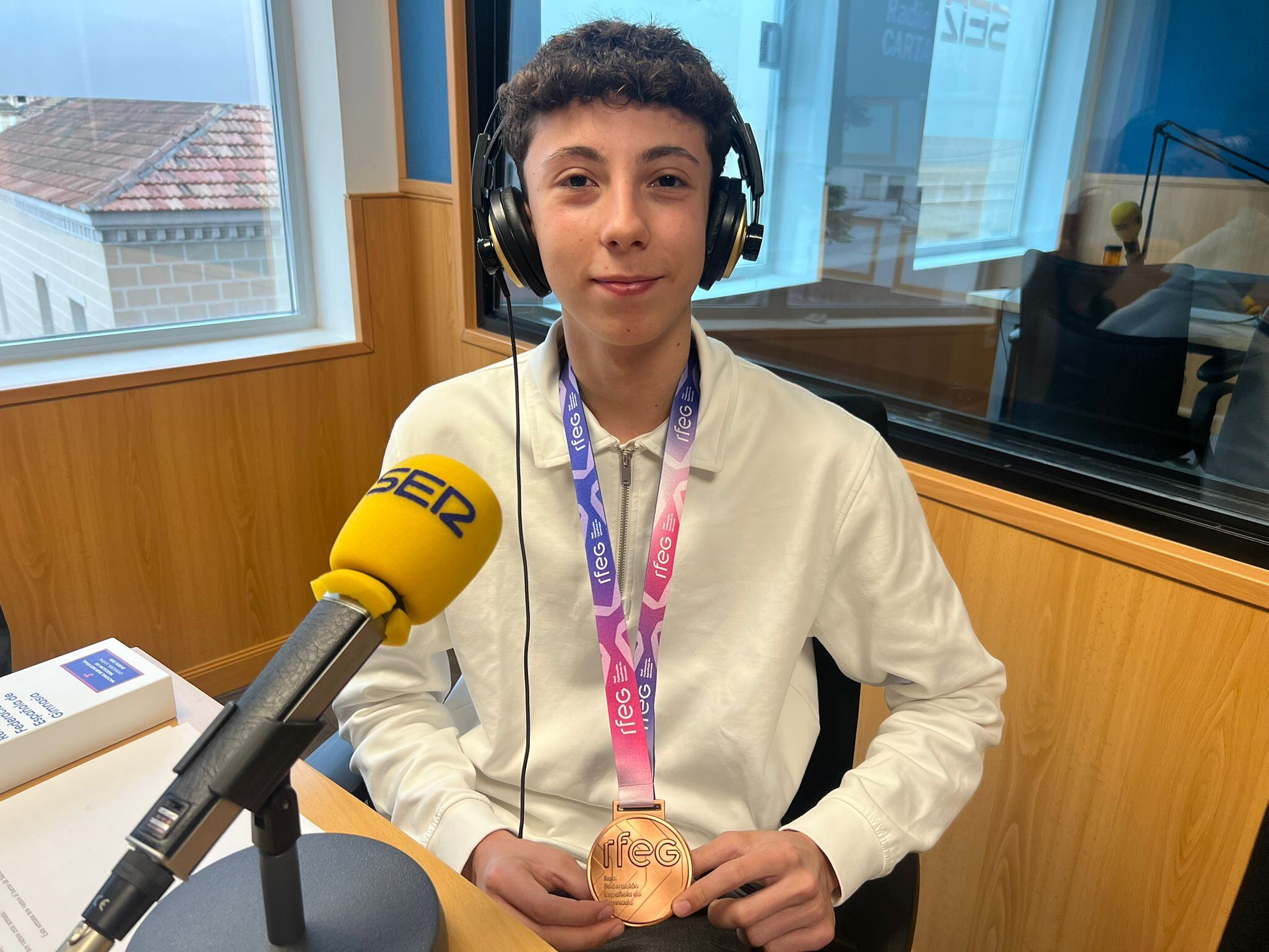 Antonio Moreno conquista el bronce nacional y rompe barreras en la gimnasia rítmica