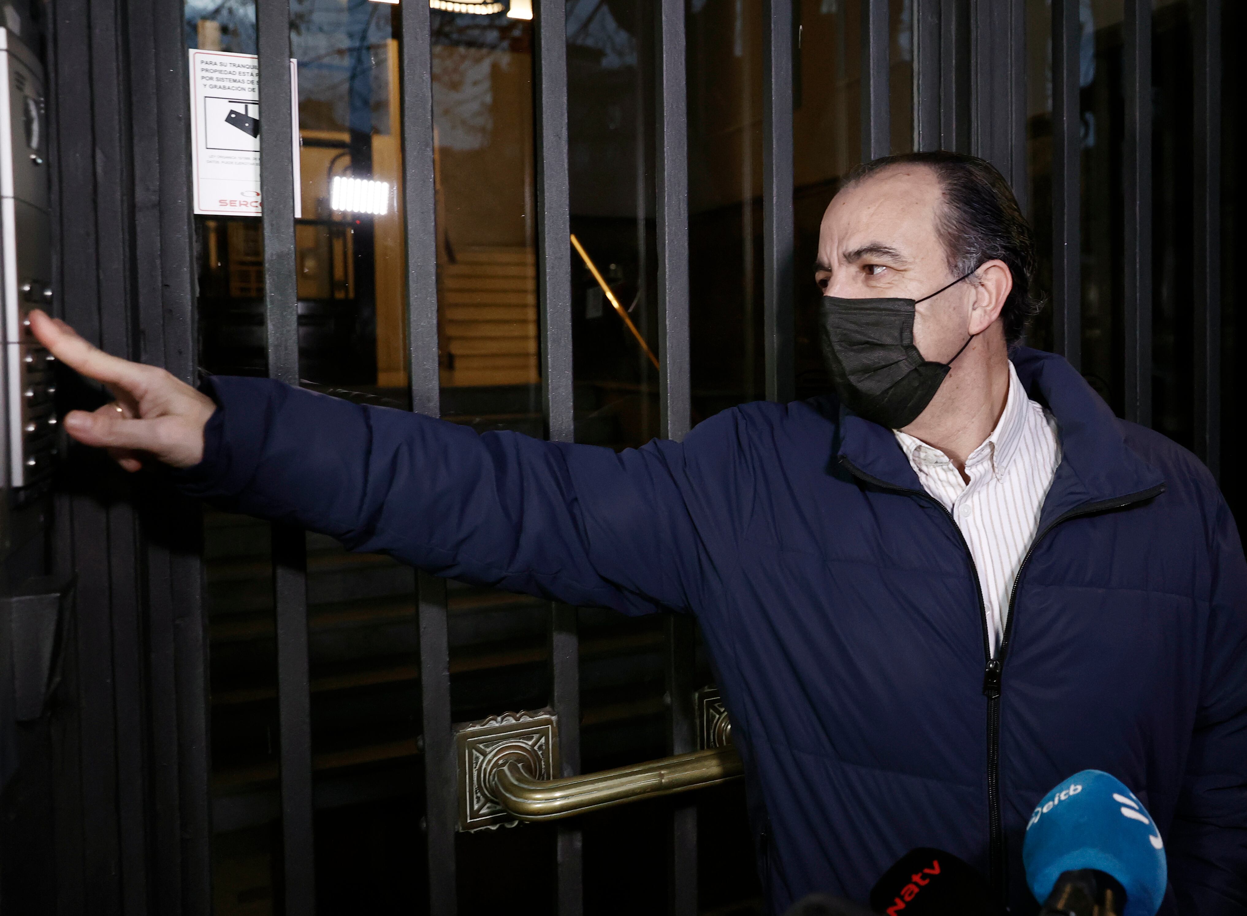 El diputado Carlos García Adanero a la entrada del Comité de Garantías.