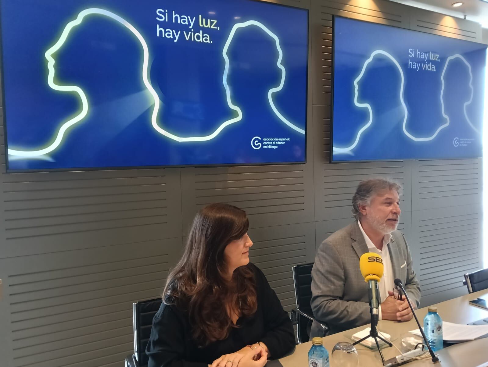 Rueda de prensa AECC