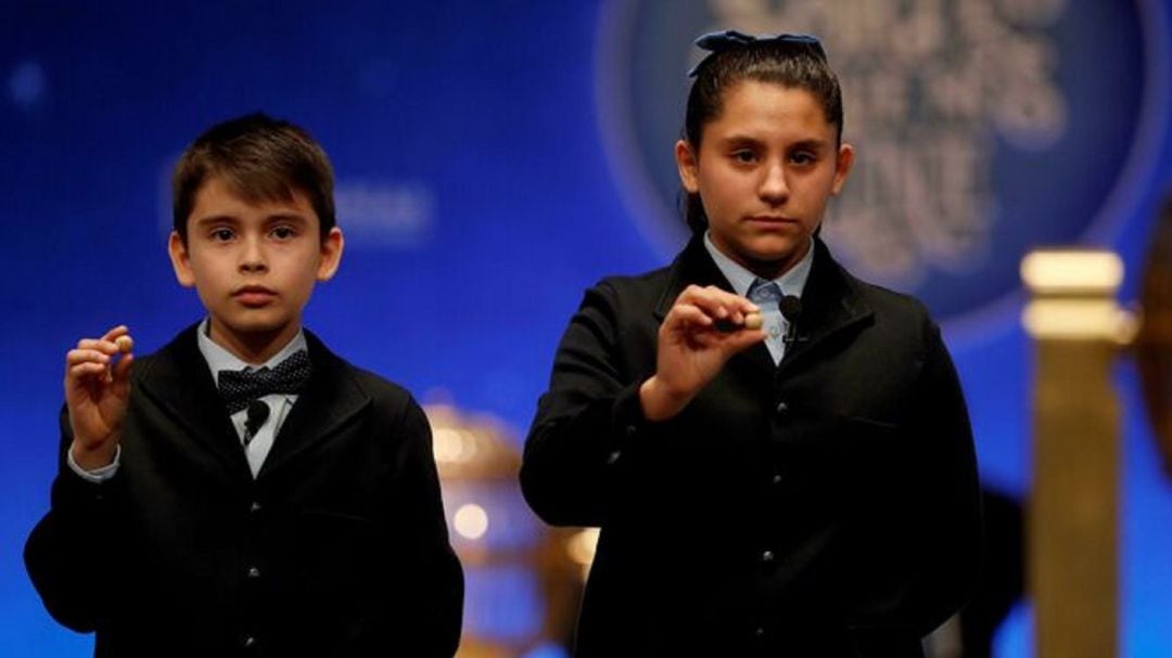 Los niños que cantaron el cuarto premio 41710