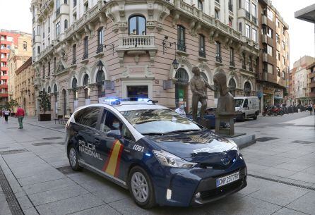 Patrullando por la Calle Mayor de Palencia en vehículo