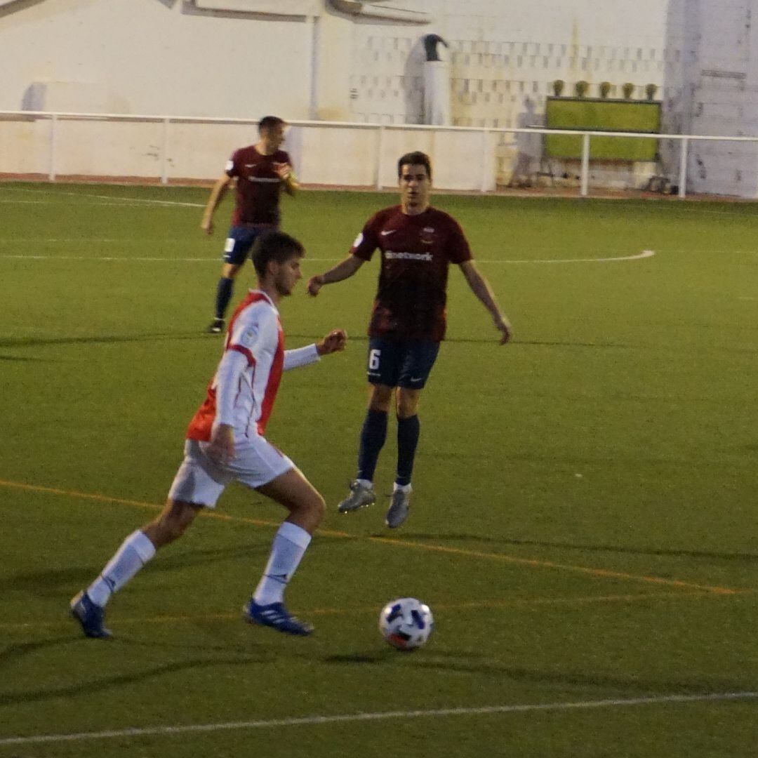 El Eldense sentenció el partido en la primera mitad