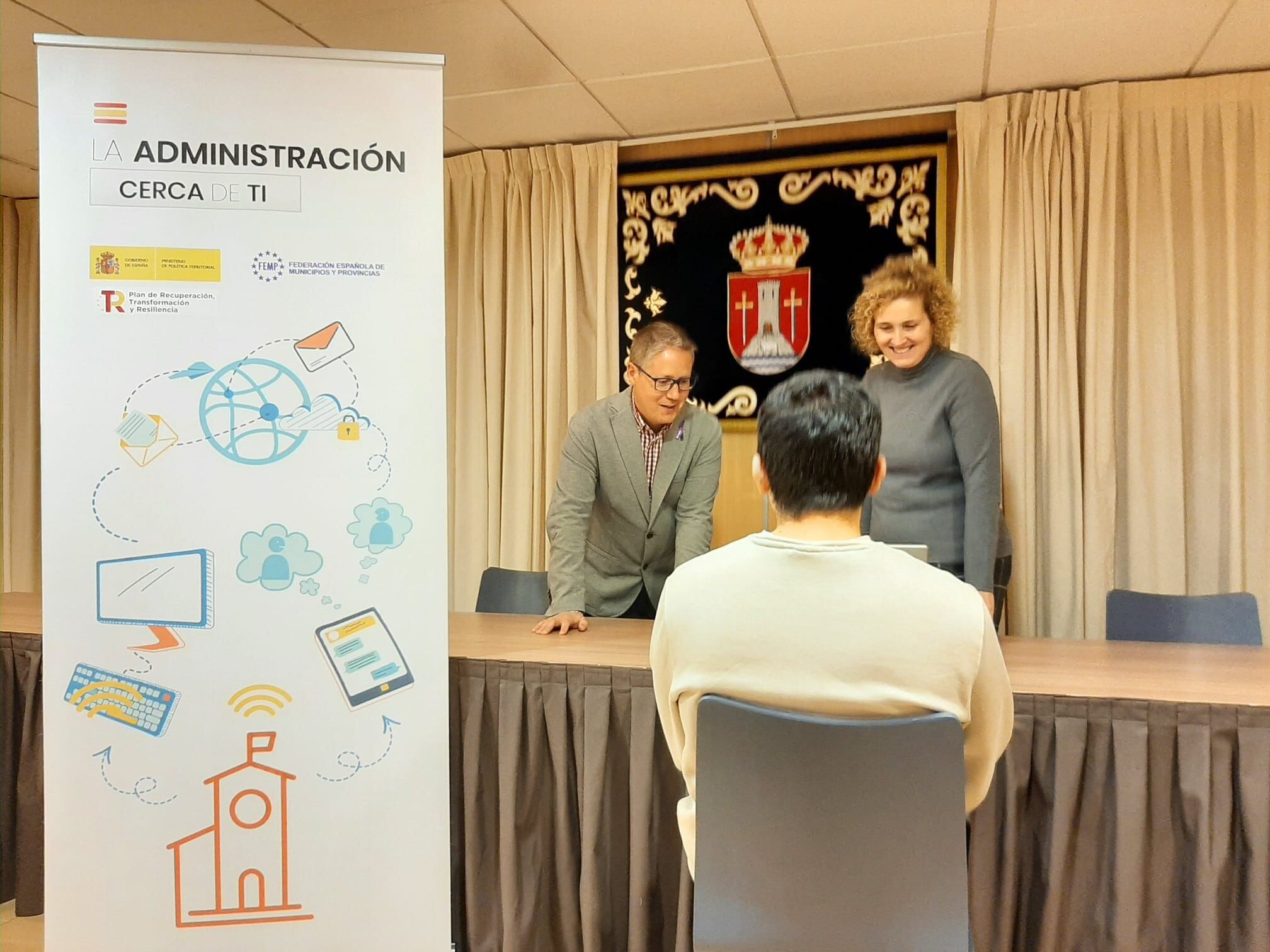 Torrecaballeros y Trescasas participan en el programa &quot; Administración cerca de ti &quot;.